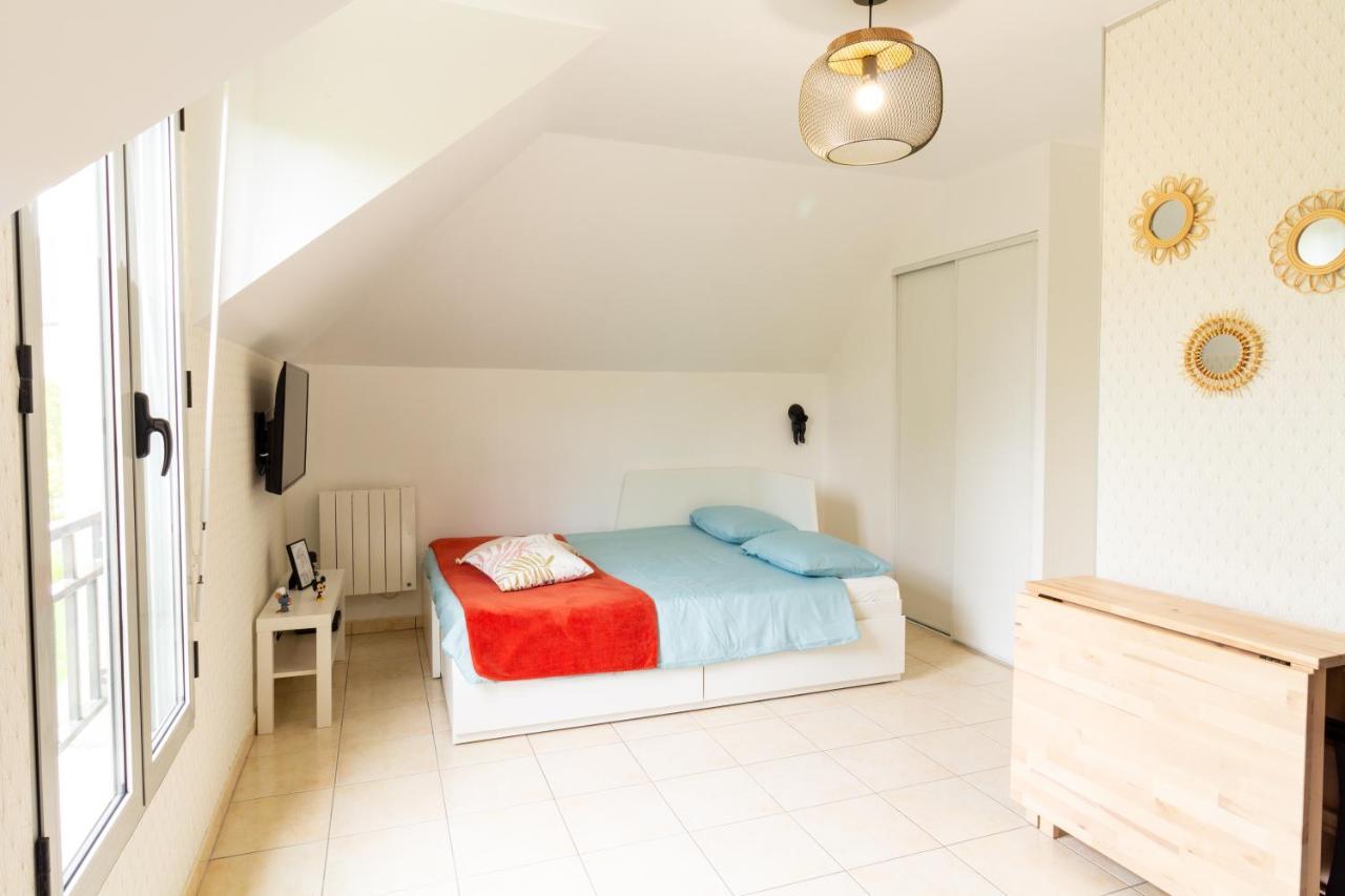 Le Bienvenue Apartment Bussy-Saint-Georges Bagian luar foto